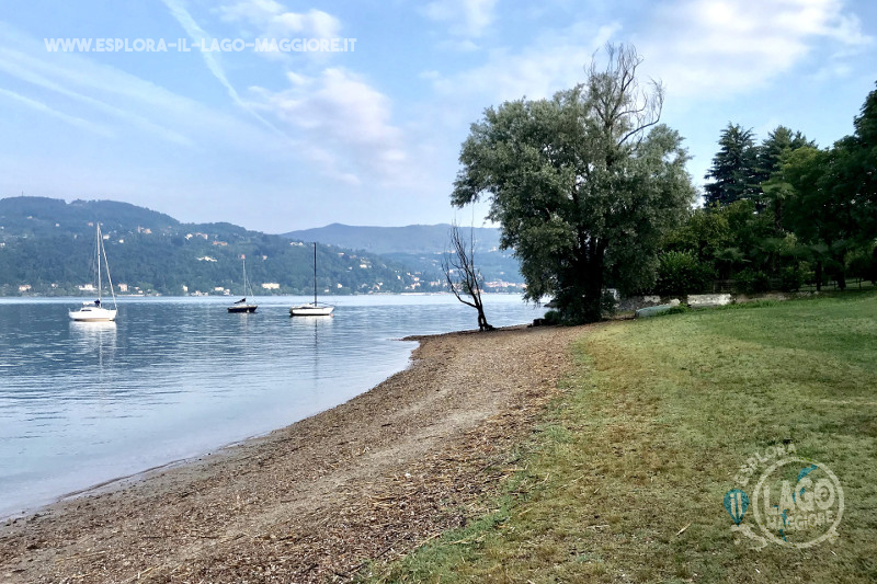 Spiaggia La Nocciola Angera Lago Maggiore