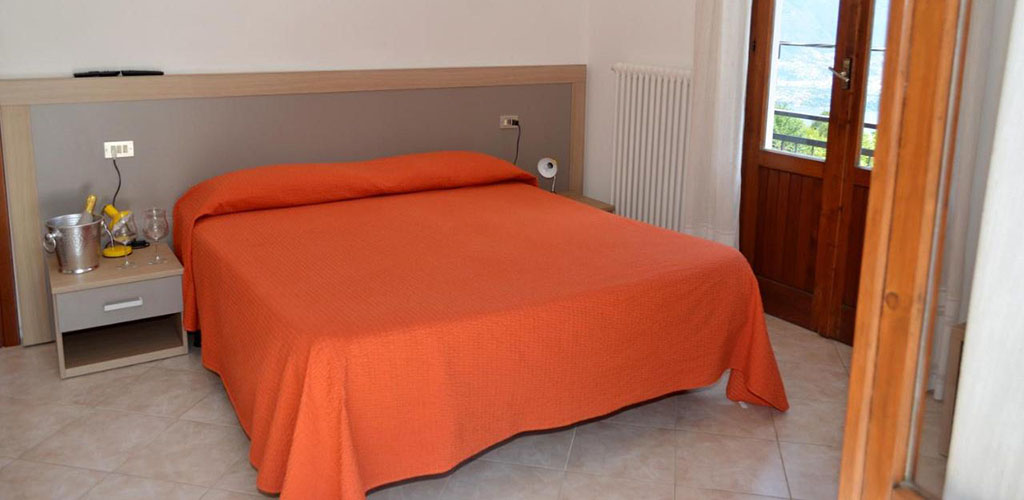 Albergo Diana - Hotel a Tronzano Lago Maggiore sul Lago Maggiore
